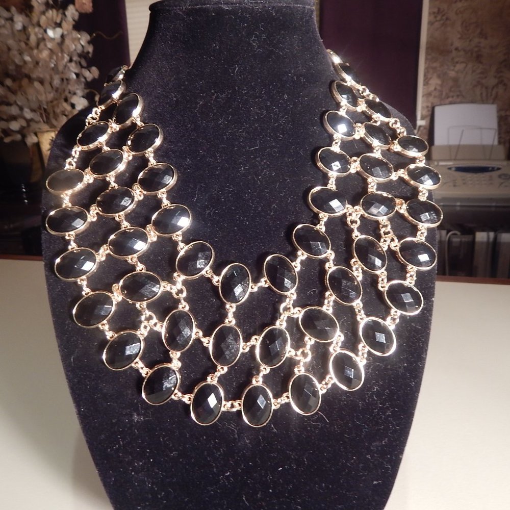 Cleopatra necklace